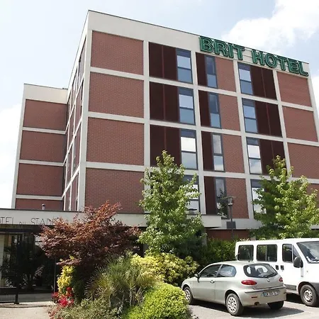 Otel Brit Du Stade Ouest 3*