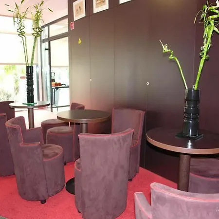 Otel Brit Du Stade Ouest